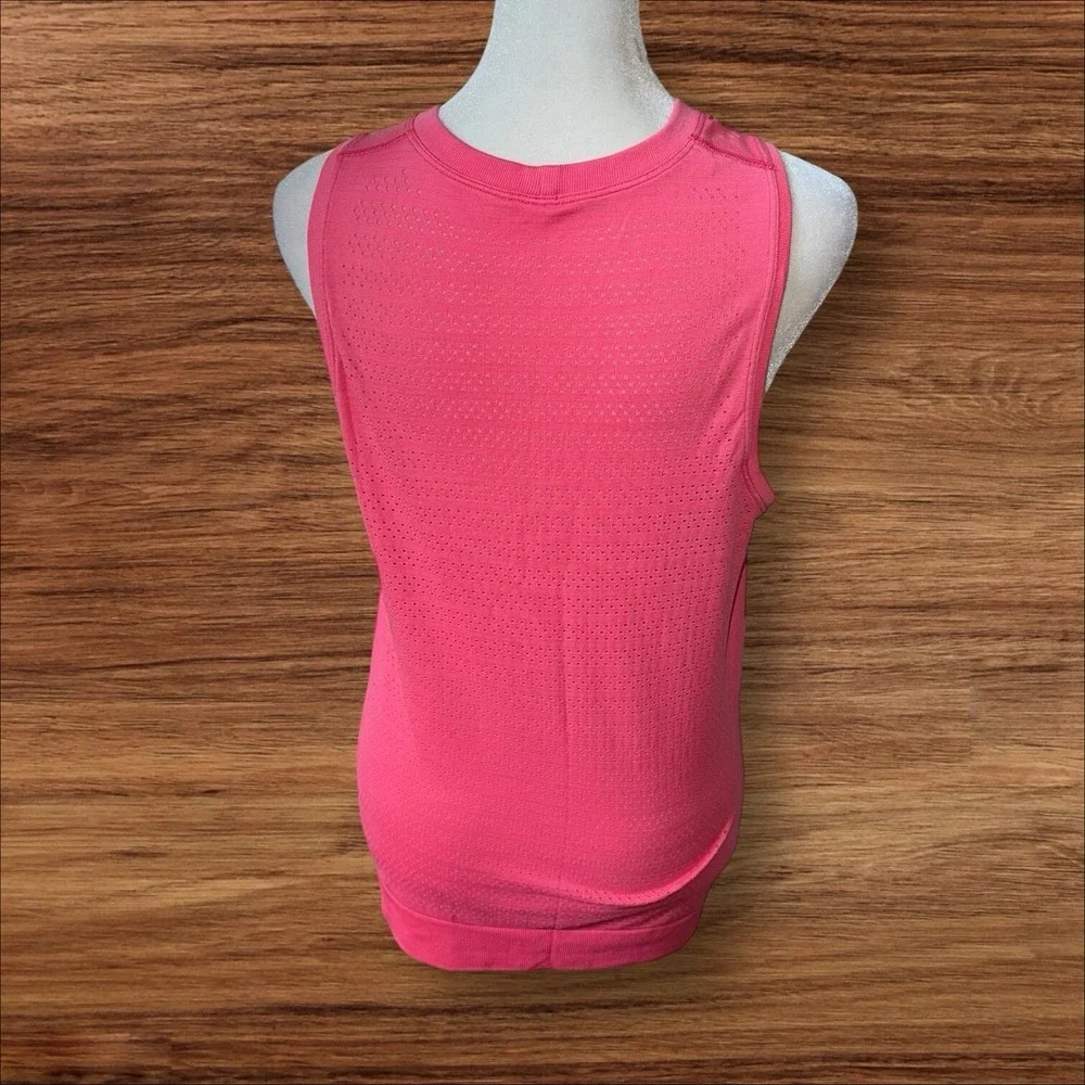 Lululemon Breeze‎ By Muscle Tank II Squad in Heartthrob Size Small Pink - Picture 8 of 9